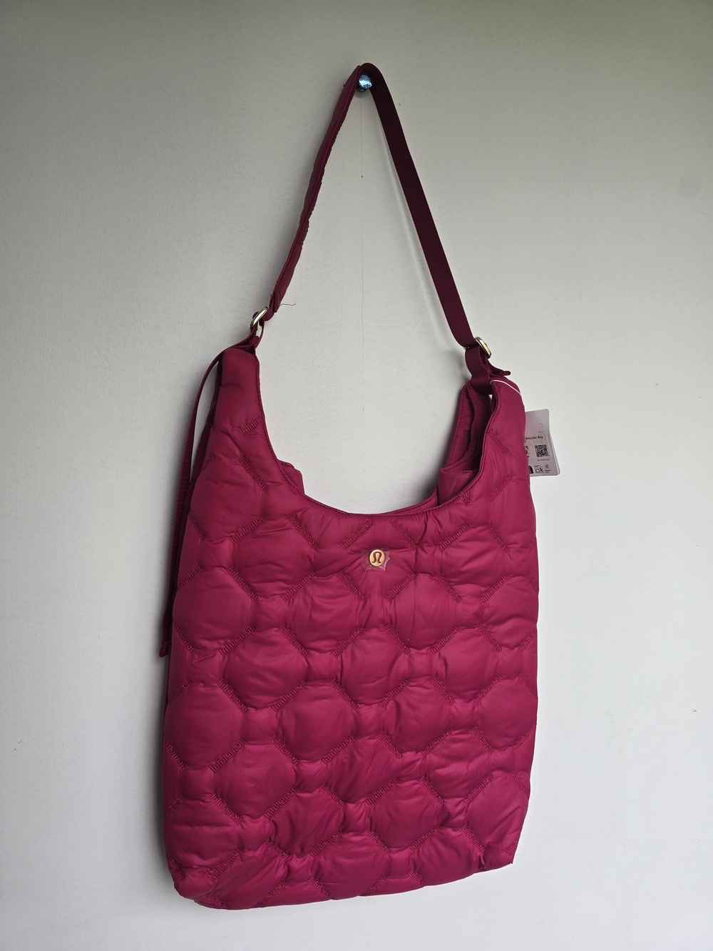lululemon athletica Quilty Pleasures Shoulder Bag 14L In Berry Rumble